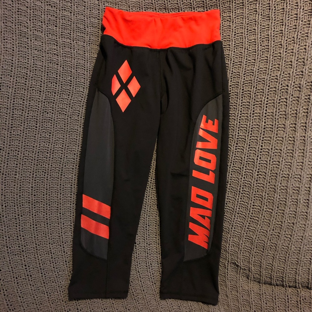DC Comics Harley Quinn Mad Love Capri Pants